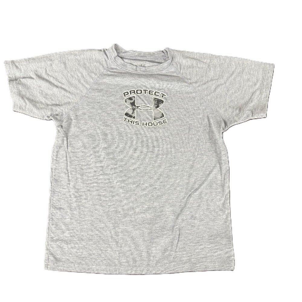 Under Armour T-Shirt – Boys Large / Men’s X-Small